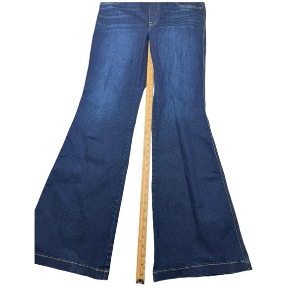 Spanx EveryWear Flare Midnight Shade High Rise Long Jeans - Picture 3 of 13